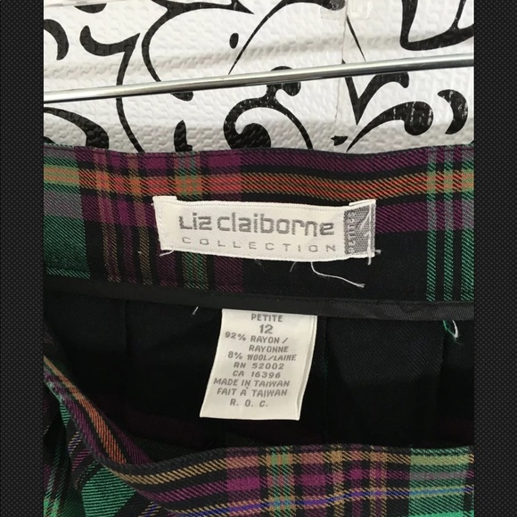 Liz Claiborne Collection Petite Plaid Skirt - Picture 5 of 5